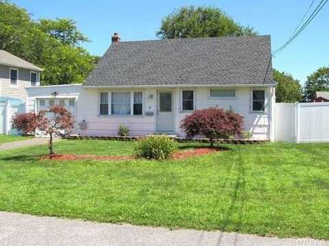 9 Clifton Drive, Patchogue, NY 11722