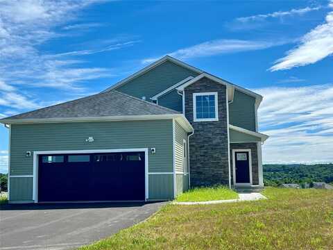 38 Dartmouth Drive, Poughkeepsie, NY 12603