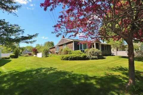 207 Sixth Street, Bangor, ME 04401