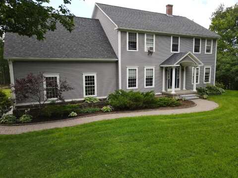 134 Pine Ledge Road, Bangor, ME 04401