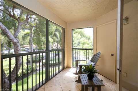 8880 Colonnades, BONITA SPRINGS, FL 34135