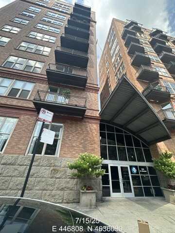 500 S Clinton Street, Chicago, IL 60607