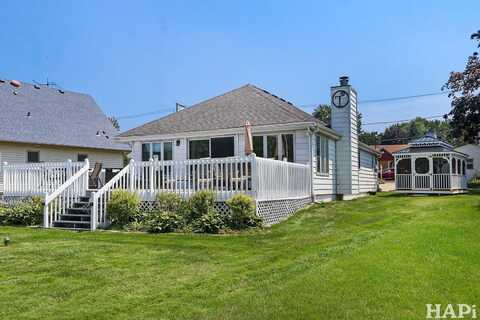 1418 River Terrace Drive, Johnsburg, IL 60051