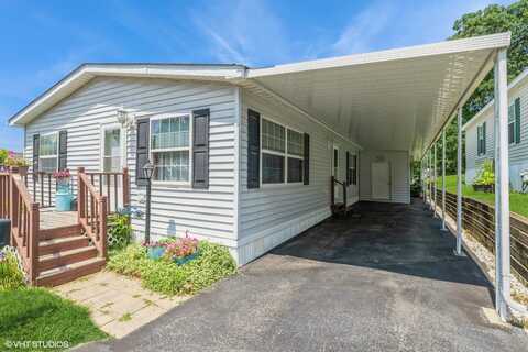 707 Hillcrest Lane, Crystal Lake, IL 60014