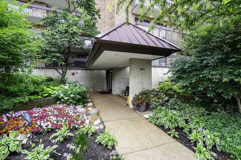 3801 Mission Hills Road, Northbrook, IL 60062