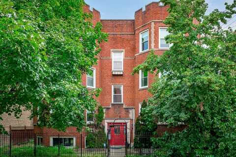 2749 N Spaulding Avenue, Chicago, IL 60647