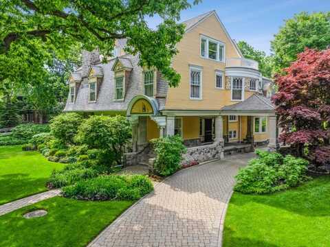 202 Greenwood Street, Evanston, IL 60201