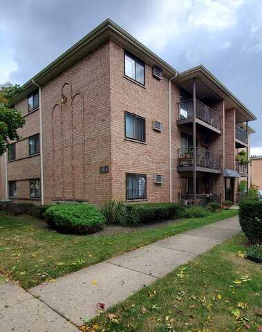 8749 W SUMMERDALE Avenue, Chicago, IL 60656