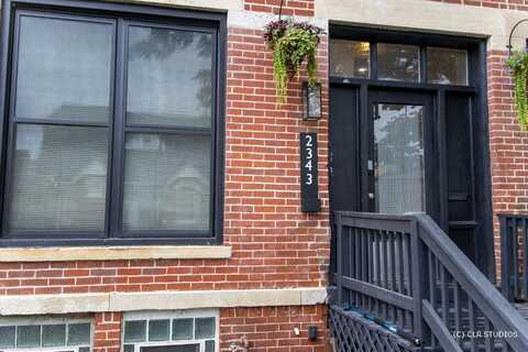 2343 W Grenshaw Street, Chicago, IL 60612