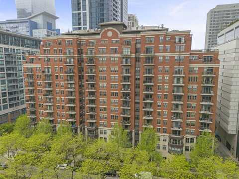 1250 S Indiana Avenue, Chicago, IL 60605