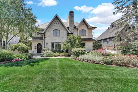 932 S Grant Street, Hinsdale, IL 60521