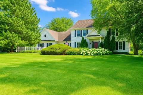 7015 Burning Tree Circle, McHenry, IL 60050