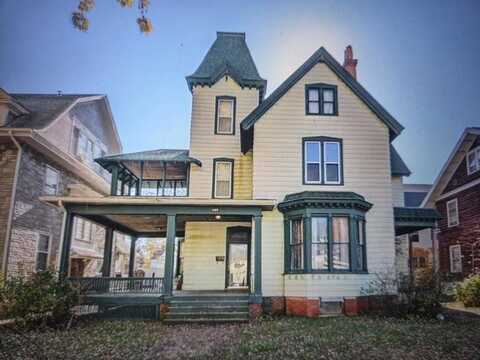 457 W William Street, Decatur, IL 62522