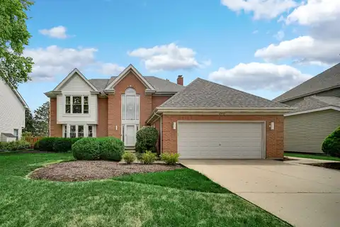 2955 Roslyn Lane E, Buffalo Grove, IL 60089