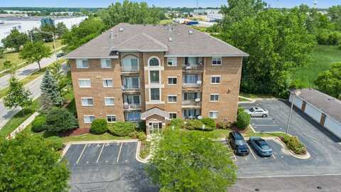 941 N Swift Road, Addison, IL 60101