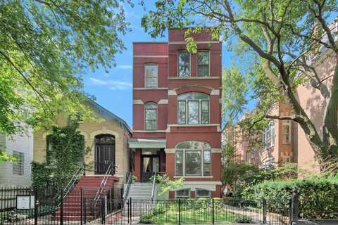 2013 W Evergreen Avenue, Chicago, IL 60622