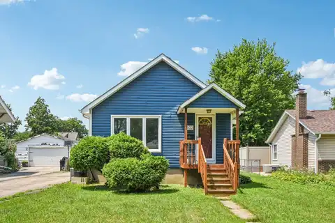 102 N Ahrens Avenue, Lombard, IL 60148