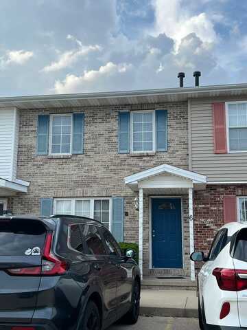 1 Andy Court, Bloomington, IL 61704