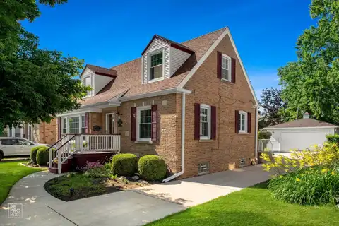 112 Glenlake Avenue, Park Ridge, IL 60068