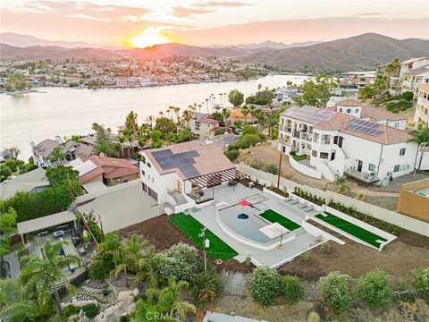 22241 San Joaquin Drive W, Canyon Lake, CA 92587