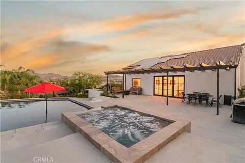 22241 San Joaquin Drive W, Canyon Lake, CA 92587