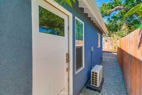 672 Cypress Avenue, Pasadena, CA 91103