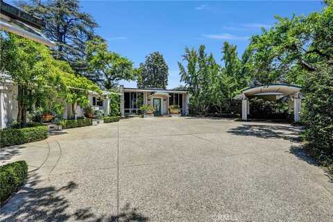 935 Hillcrest Place, Pasadena, CA 91106