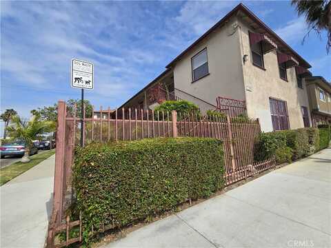 2290 Locust Avenue, Long Beach, CA 90806