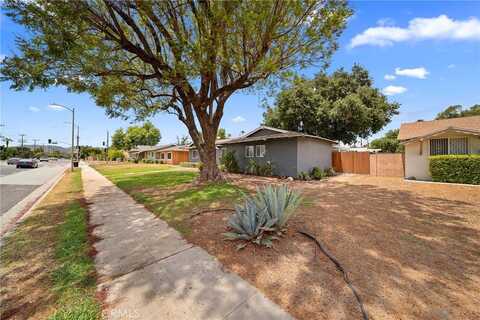 22353 Roscoe Boulevard, West Hills, CA 91304