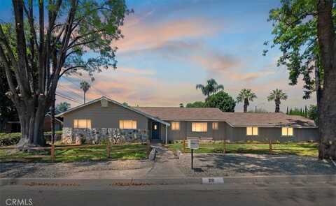 2111 Elsinore Road, Riverside, CA 92506