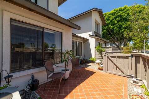 1302 N Mako Lane, Anaheim, CA 92801