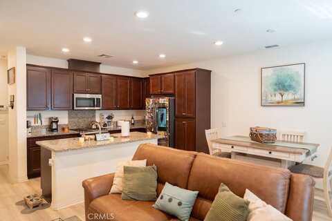 40438 Calle Real, Murrieta, CA 92563