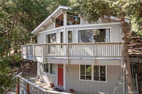 24011 Lakeview Drive, Crestline, CA 92325