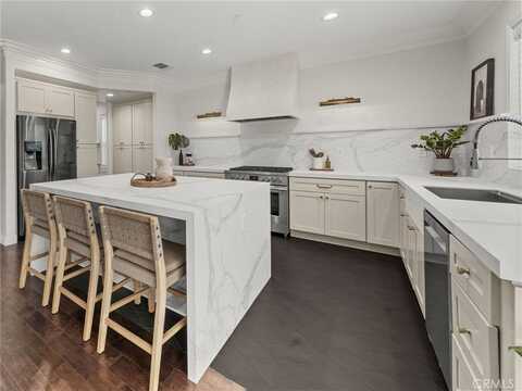 25546 Foxglove Lane, Corona, CA 92883