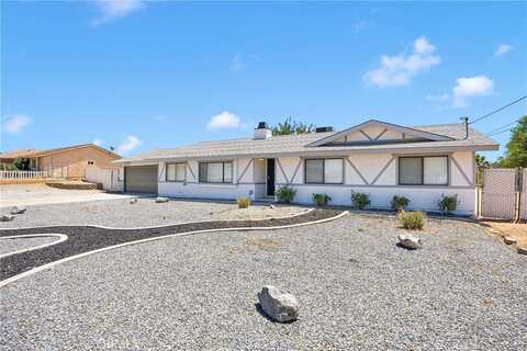 17761 Pine Street, Hesperia, CA 92345