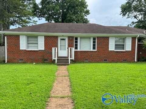 3909 Brookline Circle NW, Huntsville, AL 35810