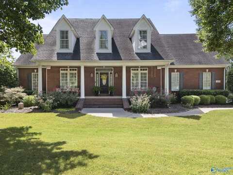255 River Cove Road, Huntsville, AL 35811