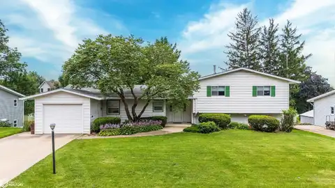 814 Arlington Drive, Marshalltown, IA 50158