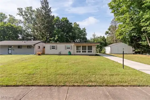 1784 Delia Avenue, Akron, OH 44320