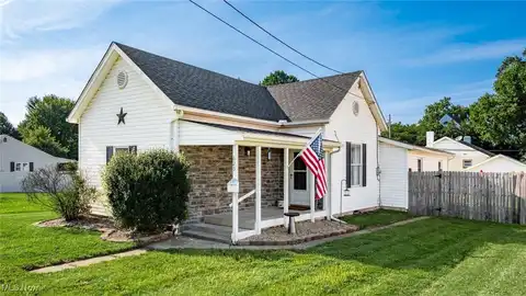 629 Caldwell St, Zanesville, OH 43701
