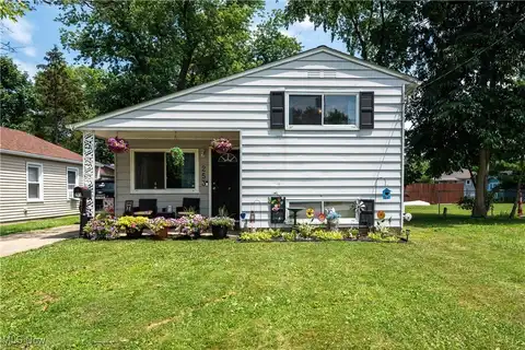 253 Plymouth Road, Eastlake, OH 44095