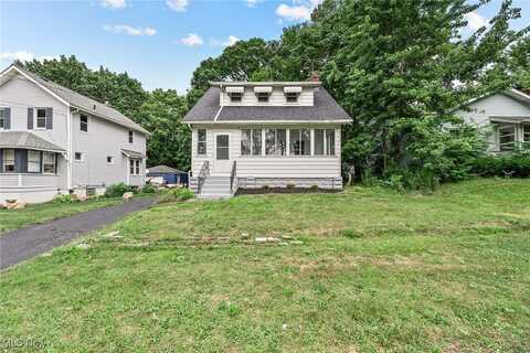 1595 Hillcrest Street, Akron, OH 44314