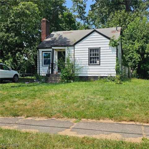 332 E Philadelphia Avenue, Youngstown, OH 44507