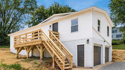 754 3rd Street, Philo, OH 43771