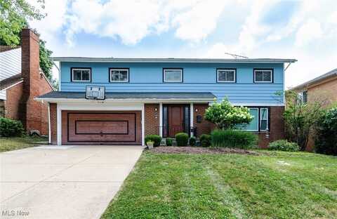 2465 S Belvoir Boulevard, University Heights, OH 44118