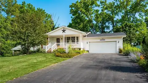 2775 N Lawndale Place, Zanesville, OH 43701