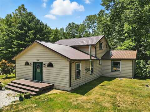 4064 Callender Road, Rock Creek, OH 44084