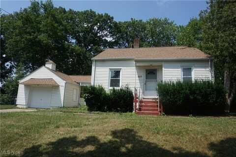 923 Russell Avenue, Akron, OH 44307