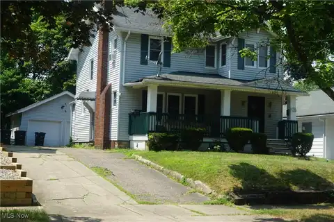 1088 Packard Drive, Akron, OH 44320