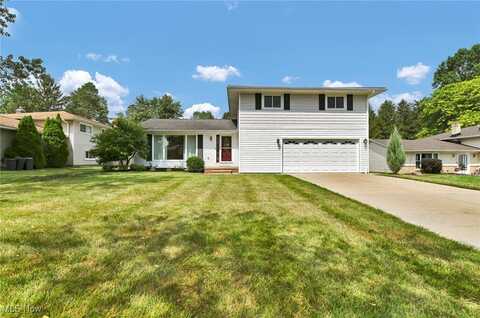 16182 Robindale Drive, Strongsville, OH 44136